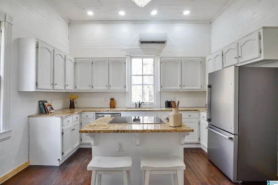 1715 WALNUT STREET, Centreville, AL 35042 - #2