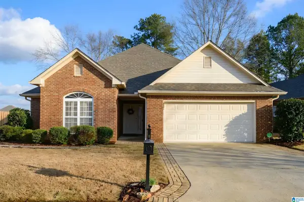 712 NARROWS POINT CIRCLE, Birmingham, AL 35242