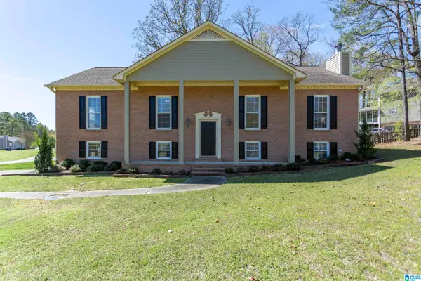 100 PARK FOREST TERRACE, Alabaster, AL 35007