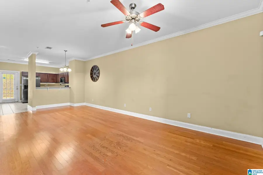 3218 VETERANS MEMORIAL PARKWAY, Tuscaloosa, AL 35404 - #3