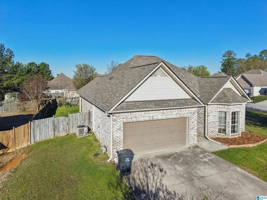 487 WATERFORD DRIVE, Calera, AL 35040 - #2