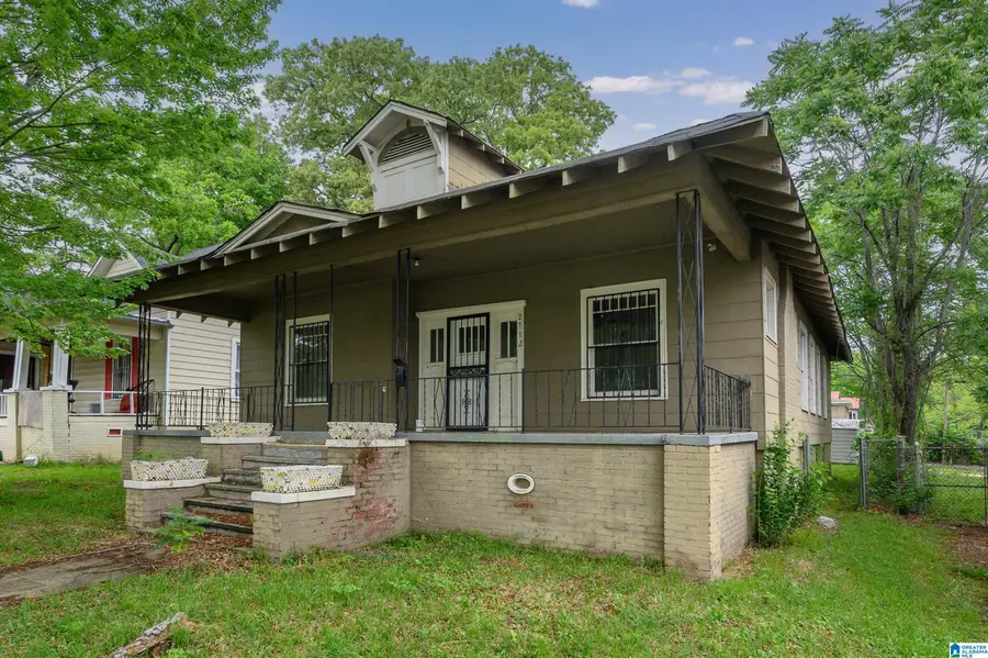 2712 30TH STREET ENSLEY, Birmingham, AL 35208 - #2
