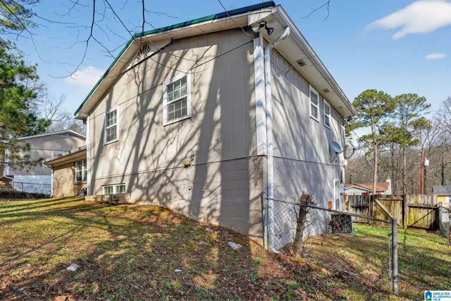 4012 SAINT JOHN LANE NW, Pinson, AL 35215 - #3