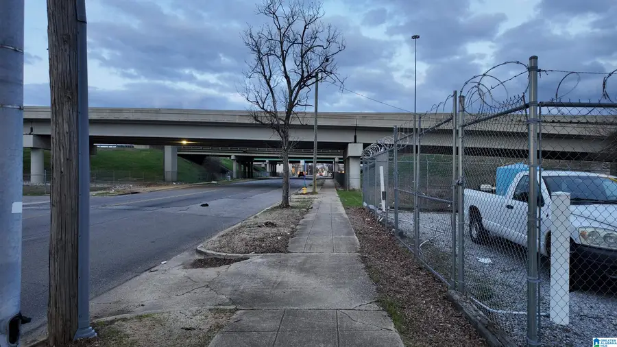 921 REV ABRAHAM WOODS JR BOULEVARD, Birmingham, AL 35285 - #2