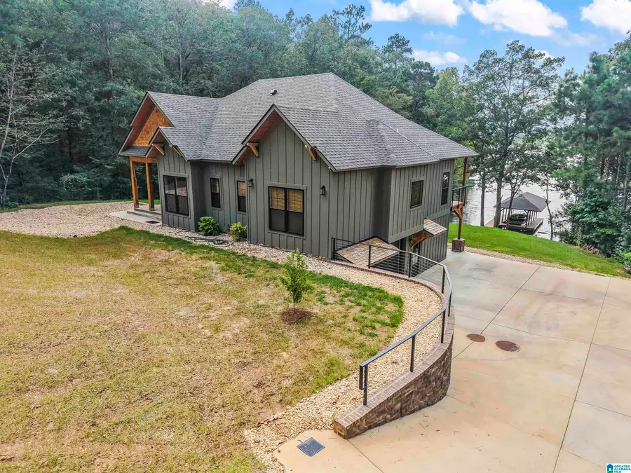 341 BOATHOUSE CIRCLE, Sylacauga, AL 35151 - #3