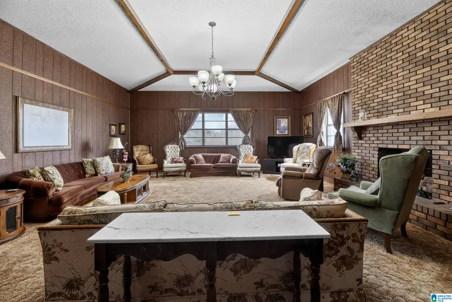 1077 OLD ANNISTON GADSDEN HIGHWAY, Gadsden, AL 35905 - #3