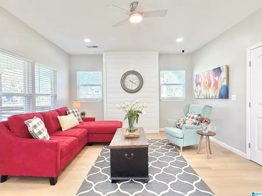 2615 AVENUE F, Birmingham, AL 35218 - #3