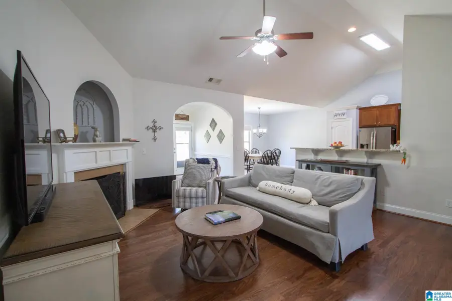 659 SOUTHERN TRACE PARKWAY, Leeds, AL 35094 - #3