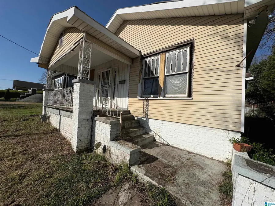 1124 2ND STREET N, Birmingham, AL 35204 - #3