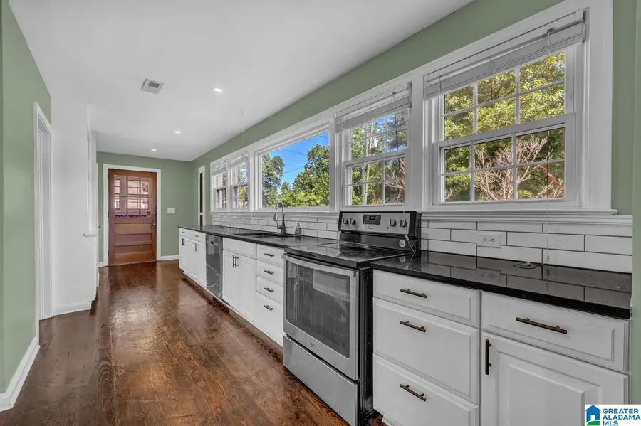 14 WINDSOR DRIVE, Tuscaloosa, AL 35404 - #3