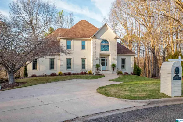 6740 CLEAR CREEK CIRCLE, Trussville, AL 35173