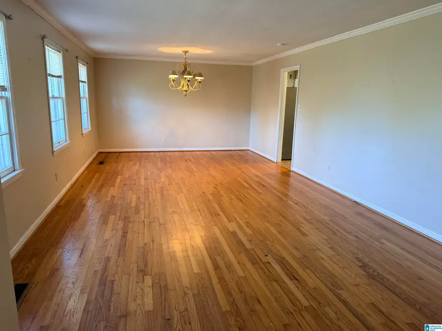 512 COUNTRY CLUB DRIVE, Gadsden, AL 35901 - #2