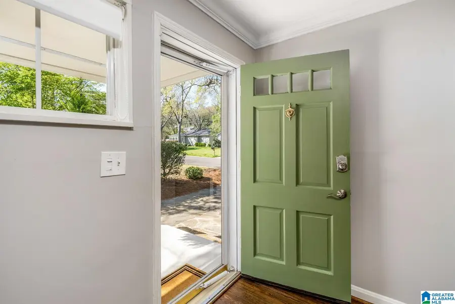 1221 CONCORD AVENUE, Birmingham, AL 35213 - #2