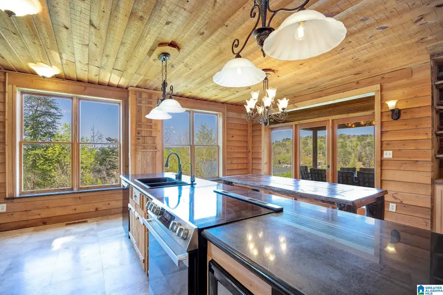 243 PINE RIDGE ROAD, Bessemer, AL 35023 - #3