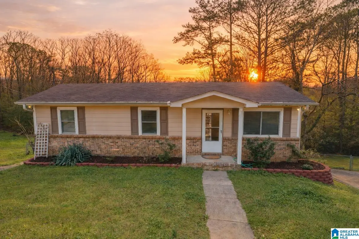 2105 5TH PLACE NE, Center Point, AL 35215 - #1