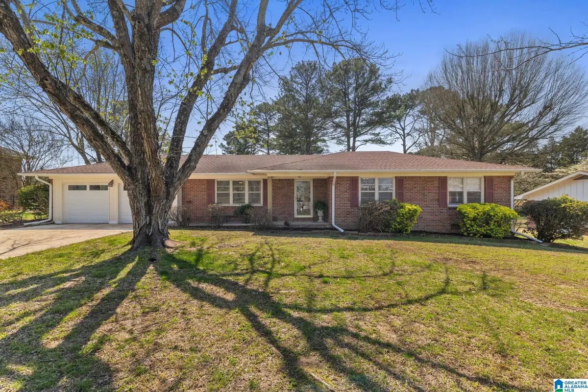 1804 WOODLAND STREET, Cullman, AL 35055 - #1