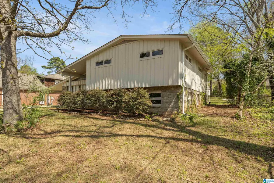 1437 BREWSTER CIRCLE, Birmingham, AL 35235 - #3