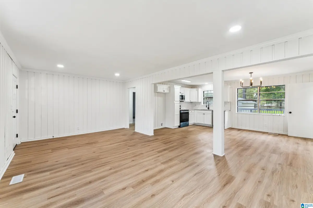 2123 28TH AVENUE, Hueytown, AL 35023 - #1