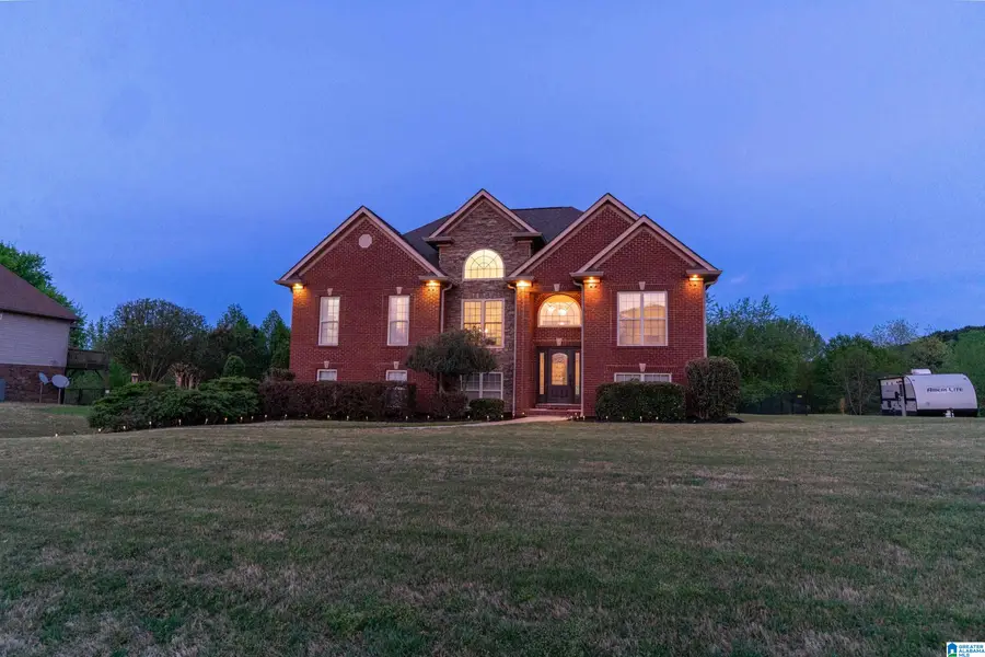 74 WILLOW PARC DRIVE, Hayden, AL 35079 - #2