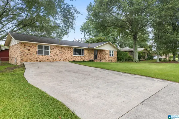 1941 DIALSDALE DRIVE SW, Cullman, AL 35055