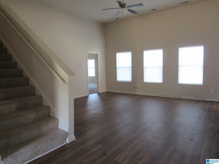 685 CLOVER CIRCLE, Springville, AL 35146 - #3
