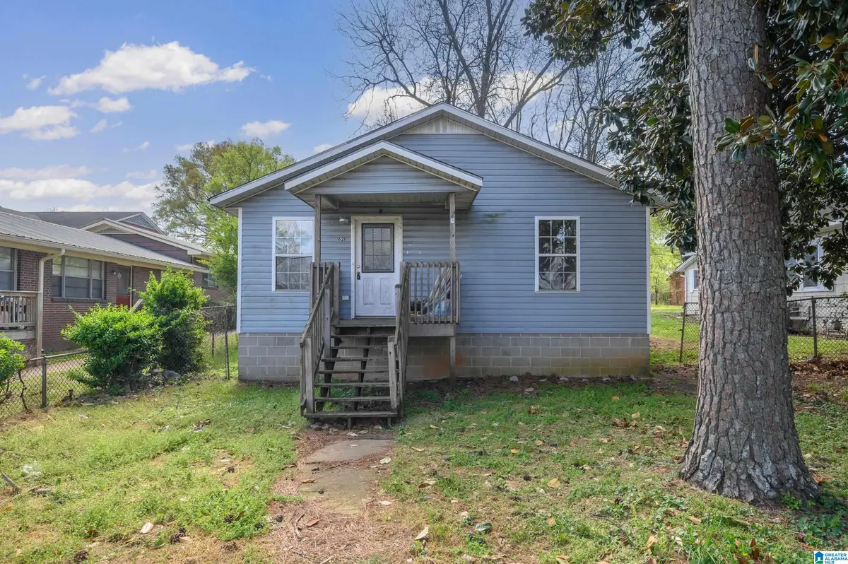 621 BELL AVENUE, Tarrant, AL 35217 - #1