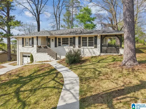 609 BARCLAY LANE, Birmingham, AL 35206