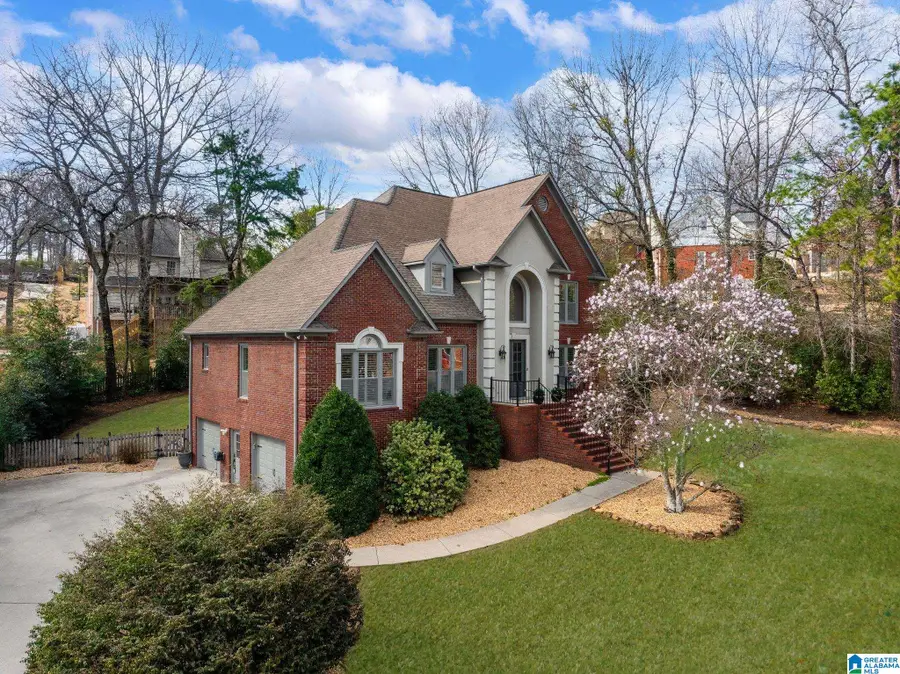 116 SOUTHVIEW LANE, Hoover, AL 35244 - #2