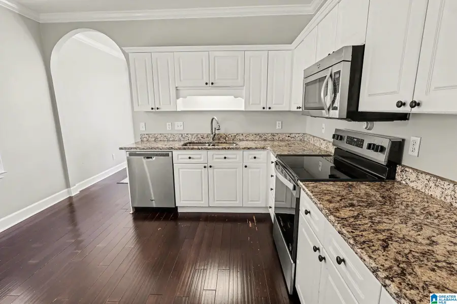 1582 BENT RIVER CIRCLE, Vestavia Hills, AL 35216 - #3