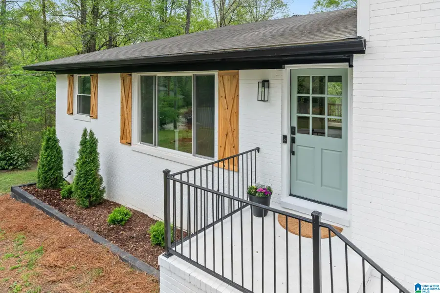 3531 W LAKESIDE DRIVE, Vestavia Hills, AL 35243 - #2