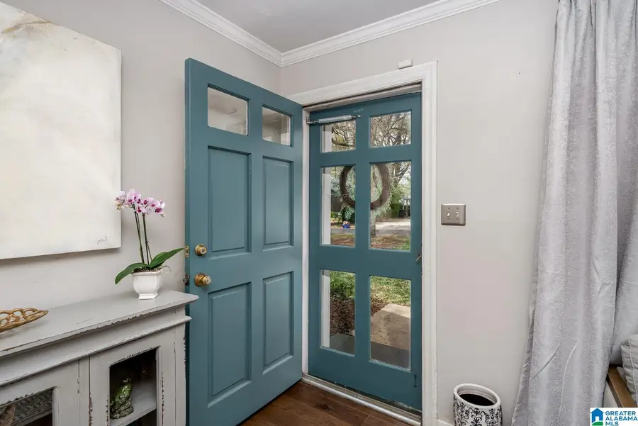 1121 KINGSBURY AVENUE, Birmingham, AL 35213 - #2