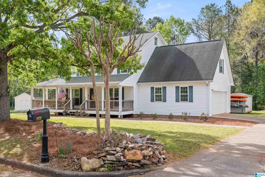 1926 PLEASANT RIDGE LOOP, Sylacauga, AL 35150 - #2