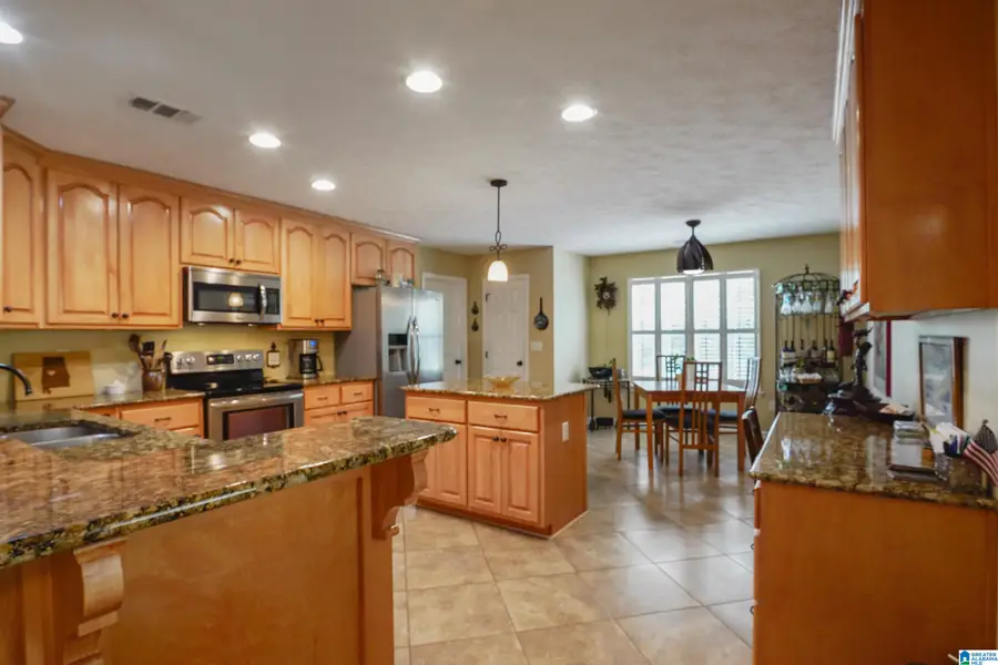 1875 WALNUT STREET, Centreville, AL 35042 - #2