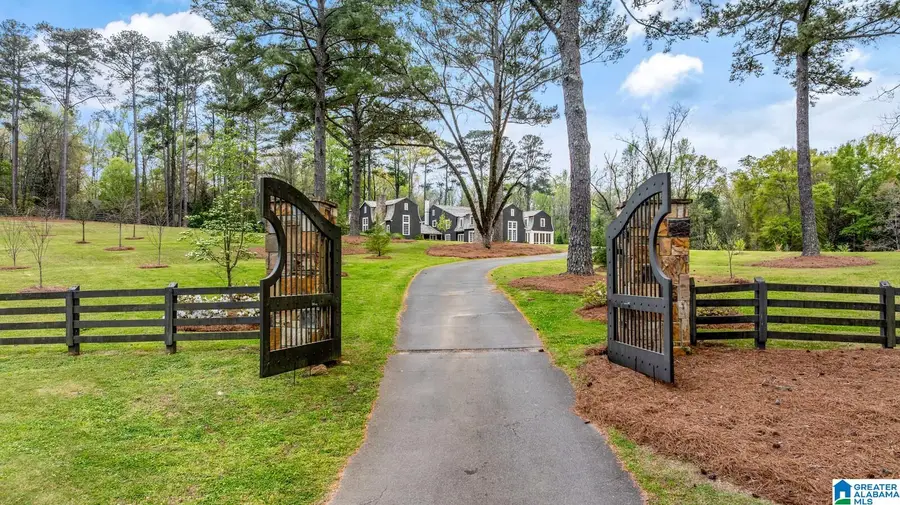 2717 OLD TRACE, Mountain Brook, AL 35243 - #2