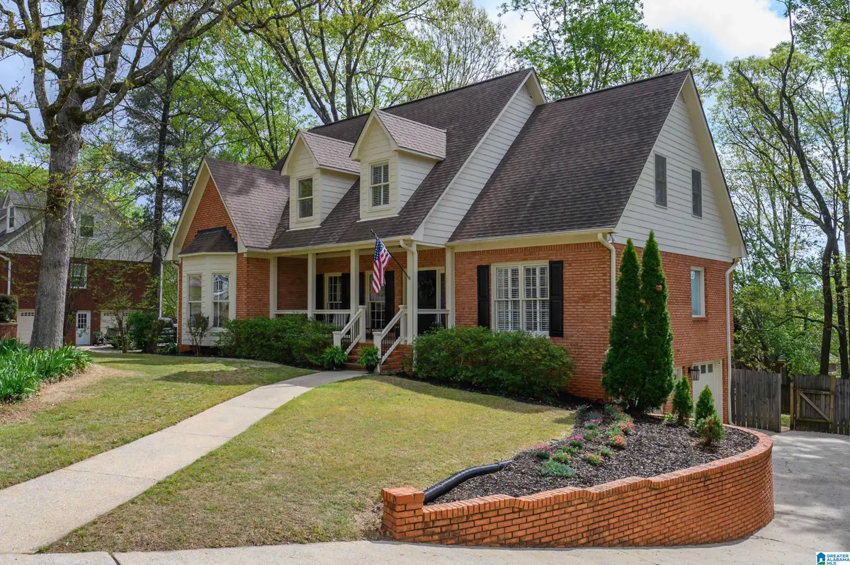 1589 SOUTHPOINTE DRIVE, Hoover, AL 35244 - #1