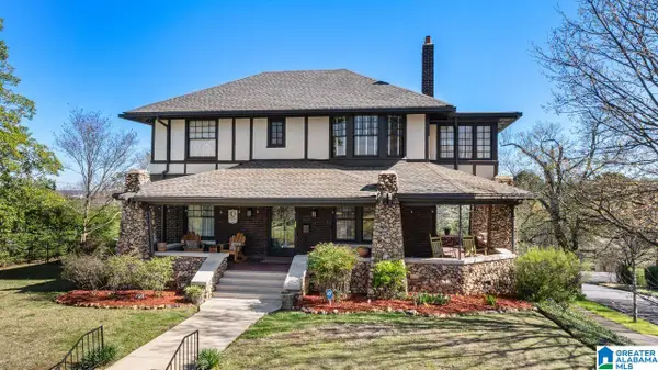 1069 LAKEVIEW CRESCENT, Birmingham, AL 35205