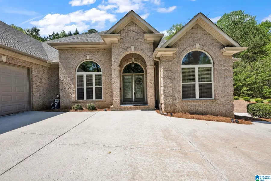 4500 SHADY GROVE ROAD, Gardendale, AL 35071 - #3