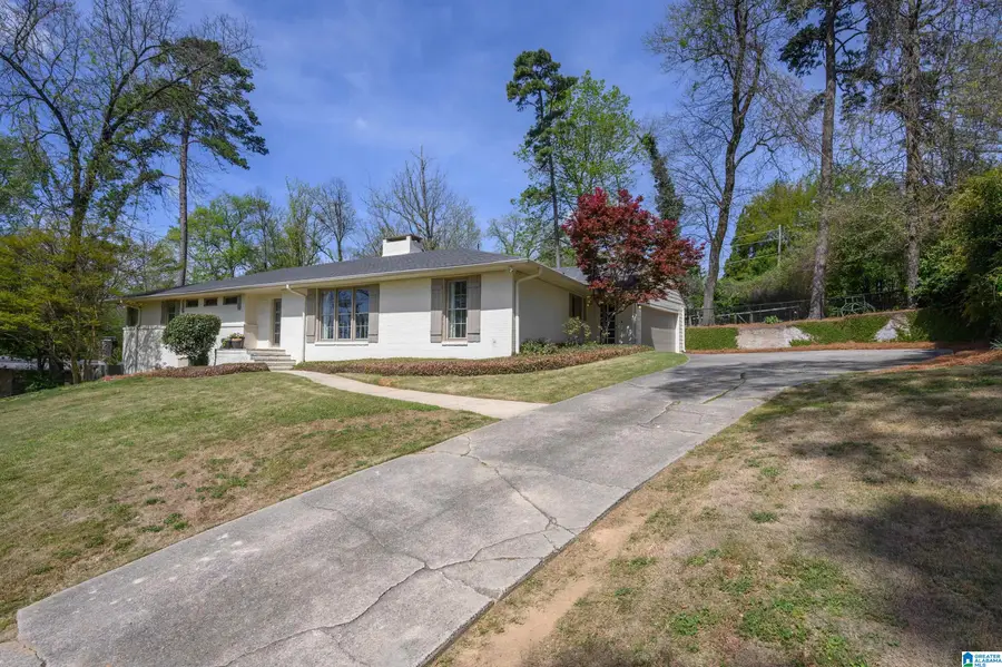 1828 SOUTHWOOD ROAD, Vestavia Hills, AL 35216 - #2