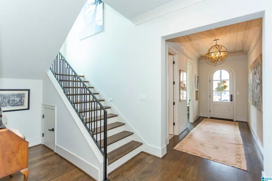 2212 WALNUT HILL DRIVE, Vestavia Hills, AL 35226 - #3