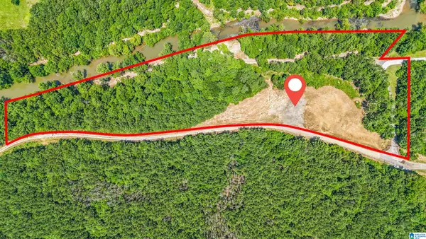 8871 SHADES FALLS WAY, Bessemer, AL 35022