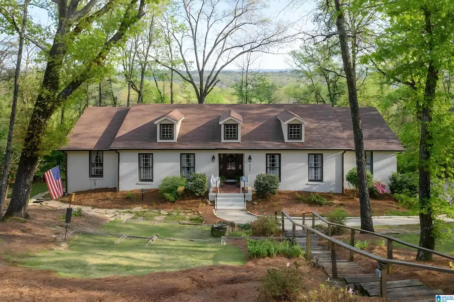 305 VESCLUB DRIVE, Vestavia Hills, AL 35216 - #2