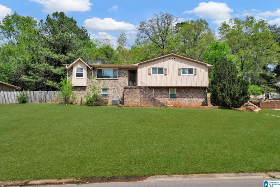 844 SHERWOOD FOREST DRIVE, Birmingham, AL 35235 - #2