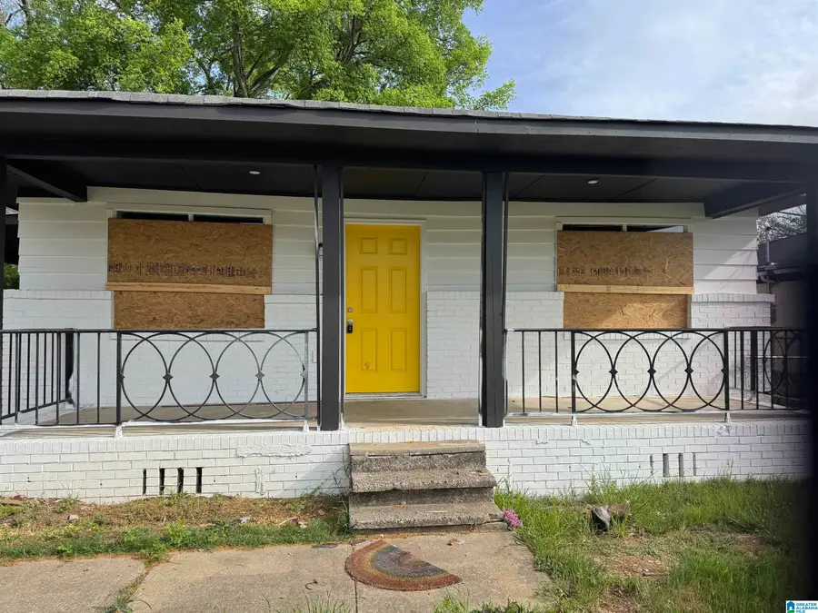 211 BESSEMER AVENUE, Brighton, AL 35020 - #2