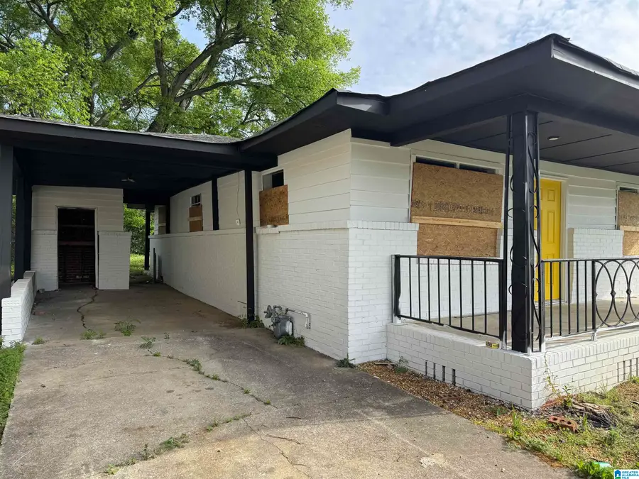 211 BESSEMER AVENUE, Brighton, AL 35020 - #3