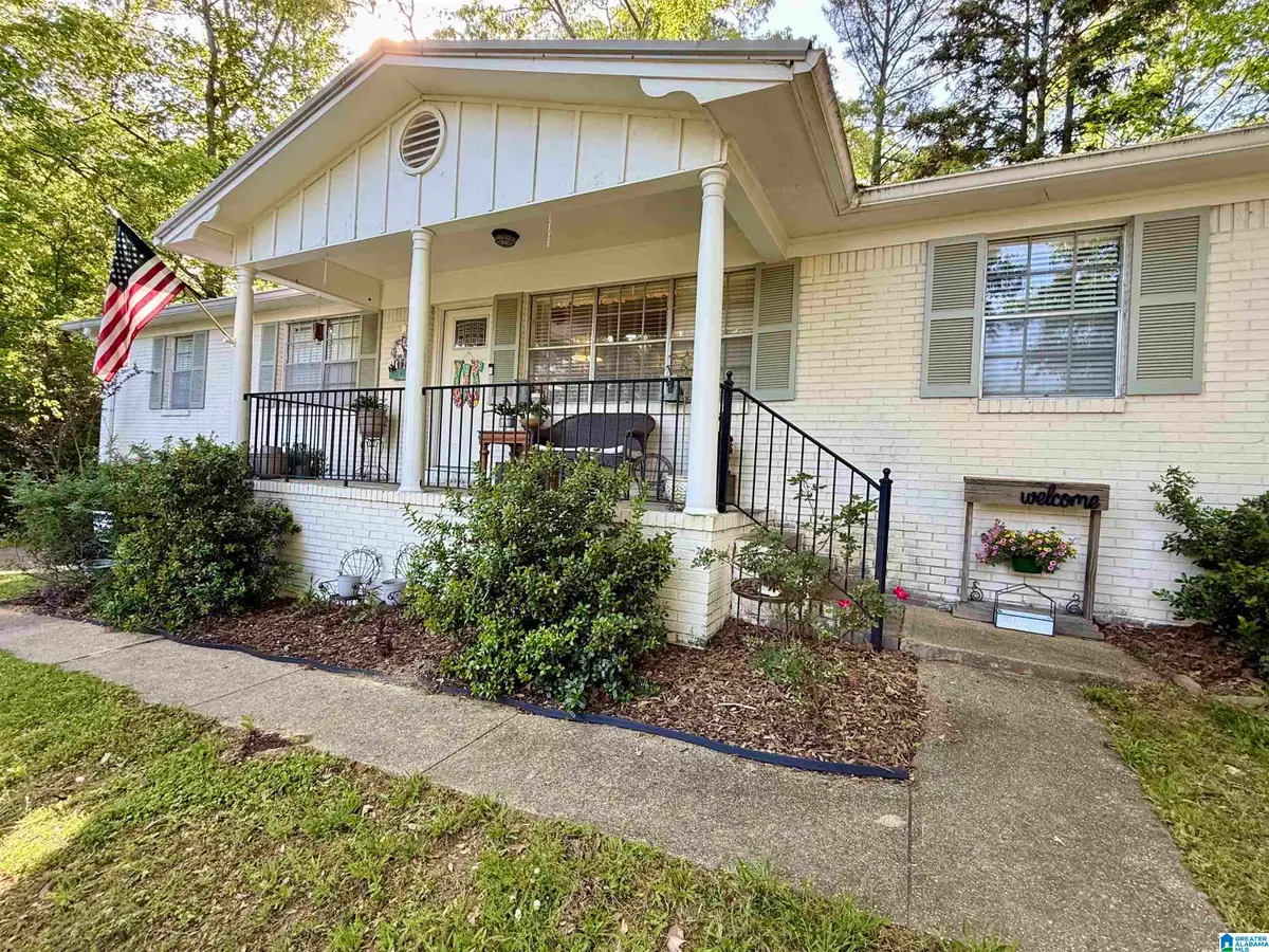 1195 FOREST DRIVE, Gardendale, AL 35071 - #1