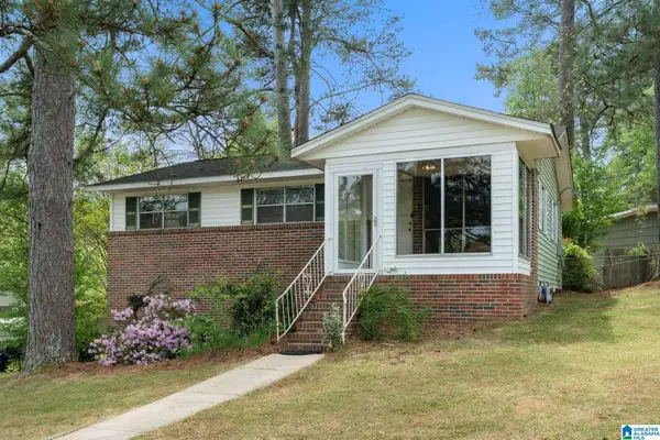 1200 ROBERT E LEE STREET, Leeds, AL 35094