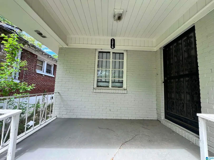 1216 GRAYMONT AVENUE W, Birmingham, AL 35208 - #2