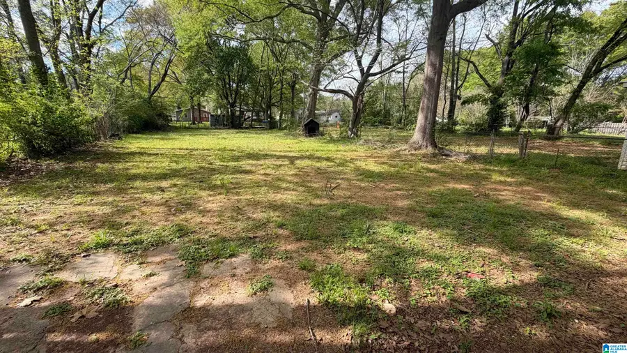 1544 N 26TH AVENUE, Hueytown, AL 35023 - #3