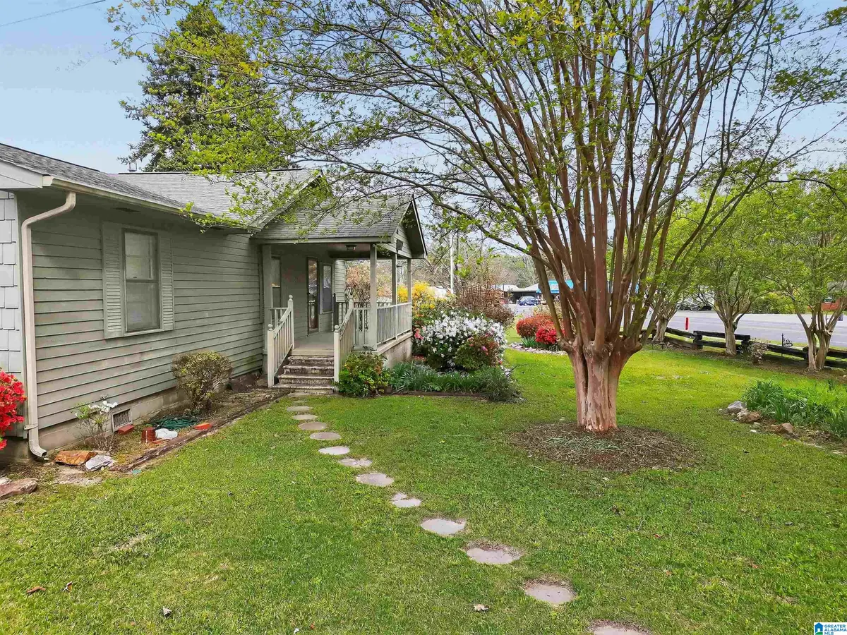 1003 7TH STREET S, Clanton, AL 35045 - #1