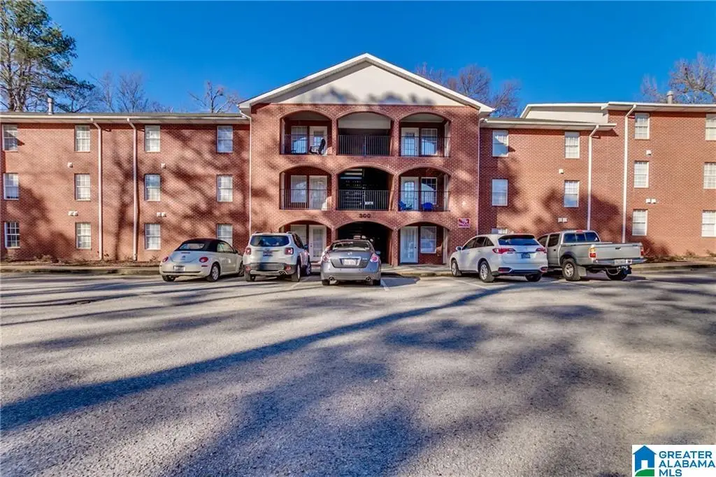 2515 VETERANS MEMORIAL PARKWAY, Tuscaloosa, AL 35404 - #1